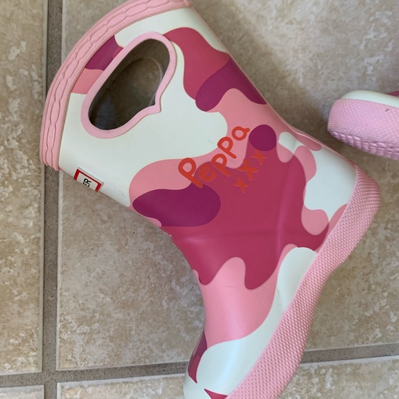 HUNTER BOOTS Peppa the Pig toddler girls size 5 - Picture 8 of 15